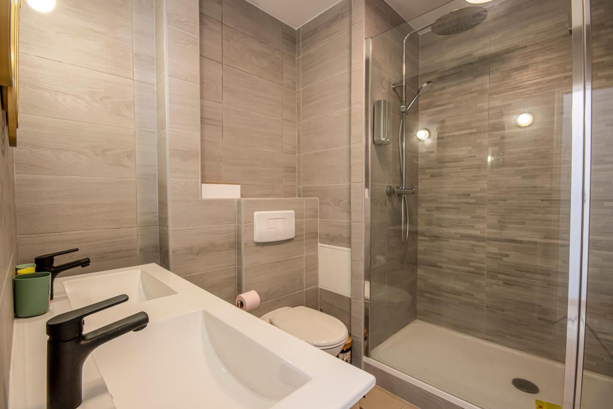 Appartement Cosy Aux Coeur De Paris - 10 Pers エクステリア 写真